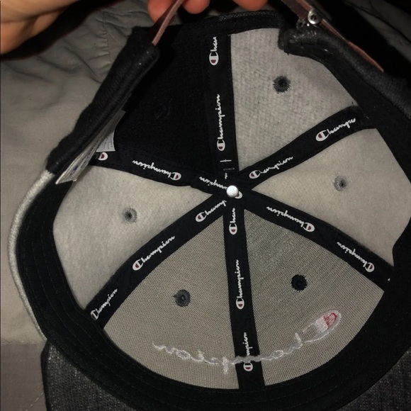 Champion Hat - Picture 5 of 7